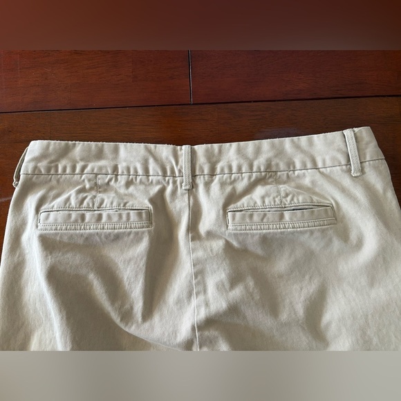 Banana Republic City Chino Tan Pants, size 10 - Picture 5 of 12